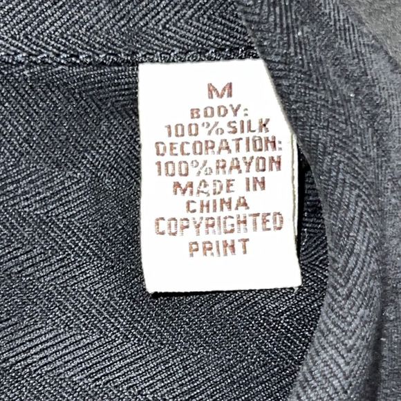 Tommy Bahama Black 100% Silk Embroidered "Treasure on the Rocks” Camp Shirt M #2 - Picture 7 of 8